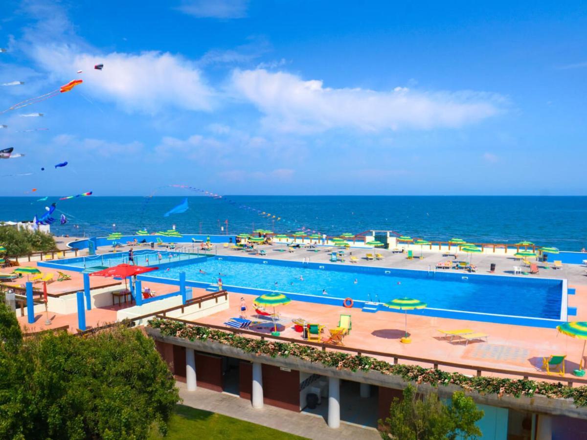Holiday Home Rosapineta Camping Village-1 By Interhome מראה חיצוני תמונה
